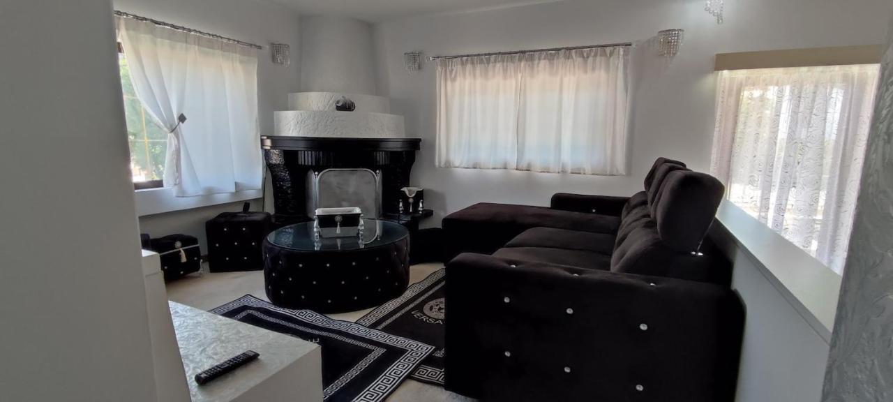 Ixian House Apartment エクステリア 写真