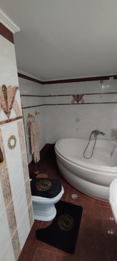 Ixian House Apartment エクステリア 写真