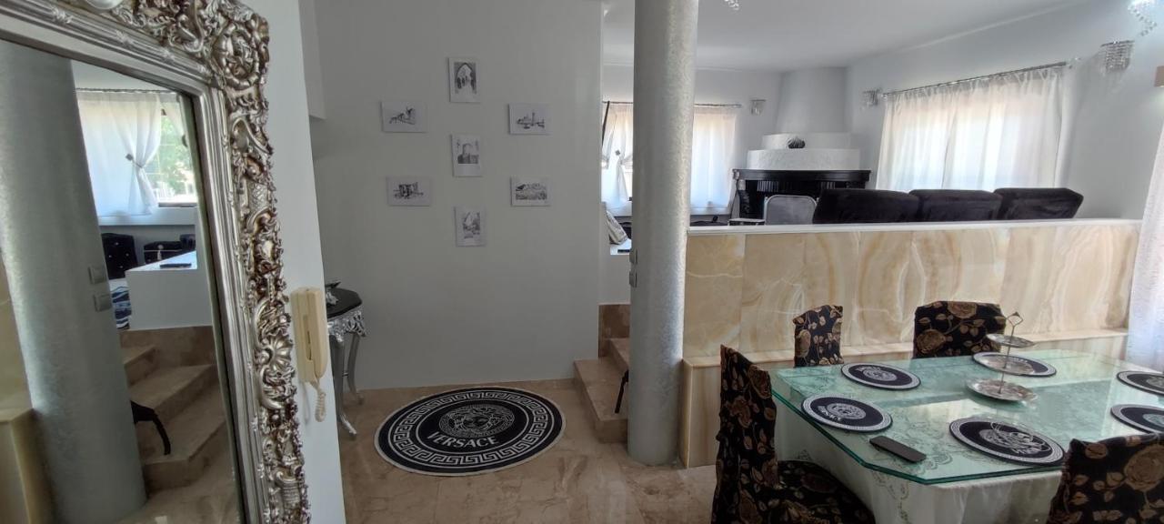 Ixian House Apartment エクステリア 写真